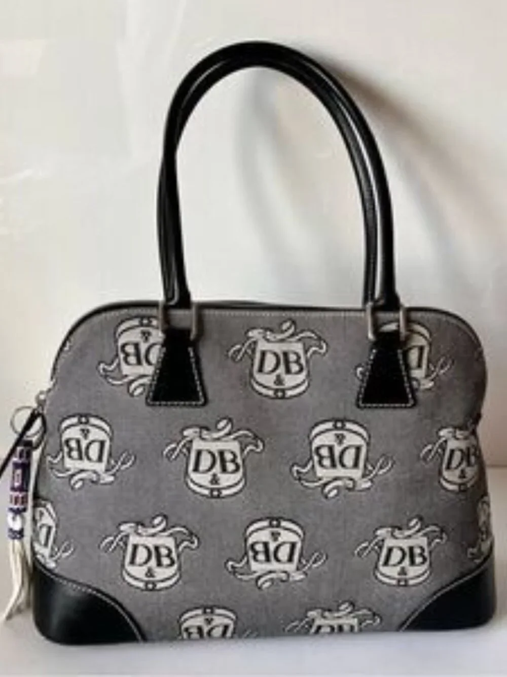 Dooney & Bourke Signature Donegal Crest LogoBlack Domed Satchel Purse Hand Bag